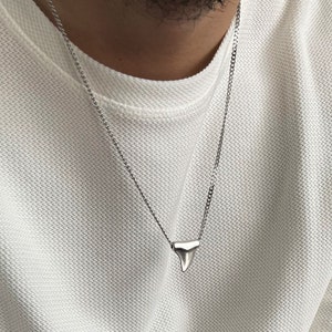 Heren stapelbare haaientandketting• Roestvrijstalen uniseks haaienkettingketting• Gelaagde hoektandketting van AnAngelsHug• Cadeau-idee