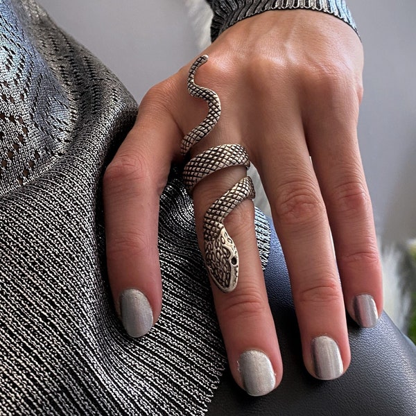 Dark silver extra long finger ring, statement FULL FINGER SERPENT ring, brutalist snake textured adjustable ring, modern rock style ring