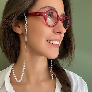Cadena versátil para gafas de sol con perlas blanquecinas • Collar largo de perlas con delicado rosario • Porta gafas multifunción ligero con cuentas de AnAngelsHug