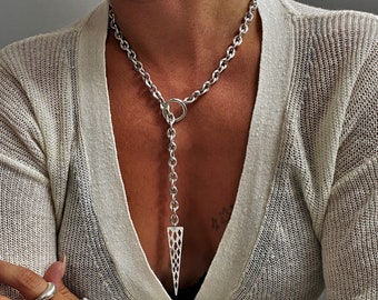 Collier lariat chaîne en argent antique, collier pointu en chaîne audacieuse, collier de style rock pour femmes, collier en forme de chaîne bolo, collier avant-gardiste