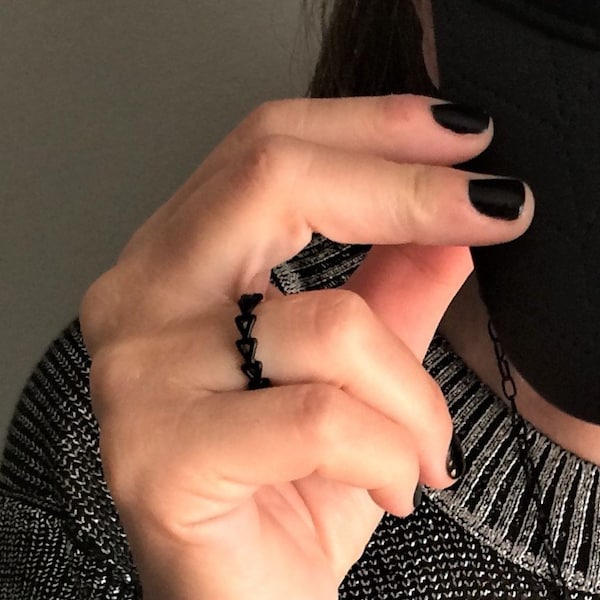 Black brass adjustable ring, women's triangles ring, black open ring, black band geometric ring, women's black jewelry, women's gift, gifts