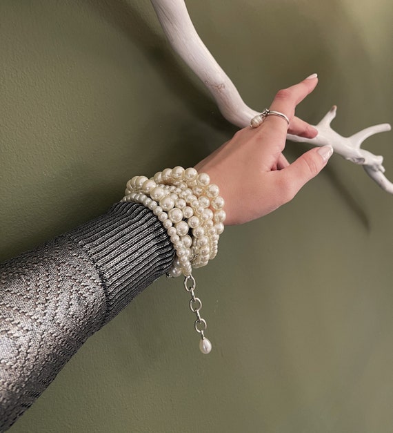 Cream Luxury Bracelet Cream Luxury Bracelet