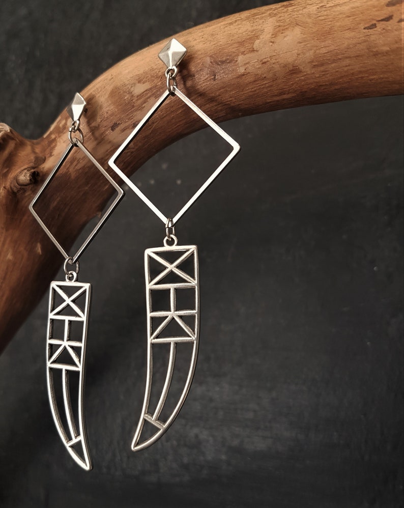 Large wireframe horn silver earrings gift for her bold light weight drop earrings modern square long earrings geometric dangle earrings
