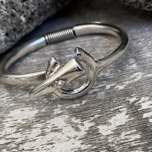 Womens Silver Pickaxe Cuff Bracelet: Unisex Urban Nail & Hammer Open Mattock Bangle image 8