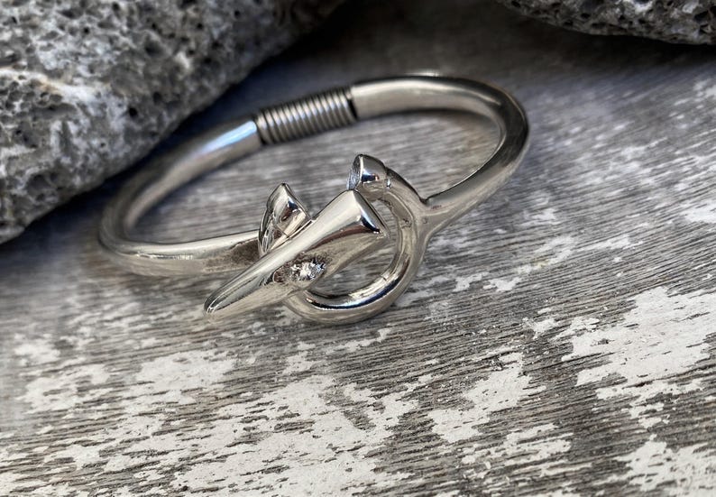 Womens Silver Pickaxe Cuff Bracelet: Unisex Urban Nail & Hammer Open Mattock Bangle image 8