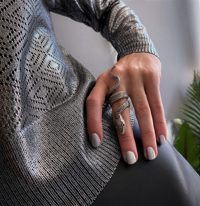 Dark silver extra long finger ring, statement FULL FINGER SERPENT ring, brutalist snake textured adjustable ring, modern rock style ring image 1