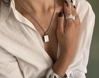 NATURAL SHELL Layered Necklaces• Charm Stackable Necklace