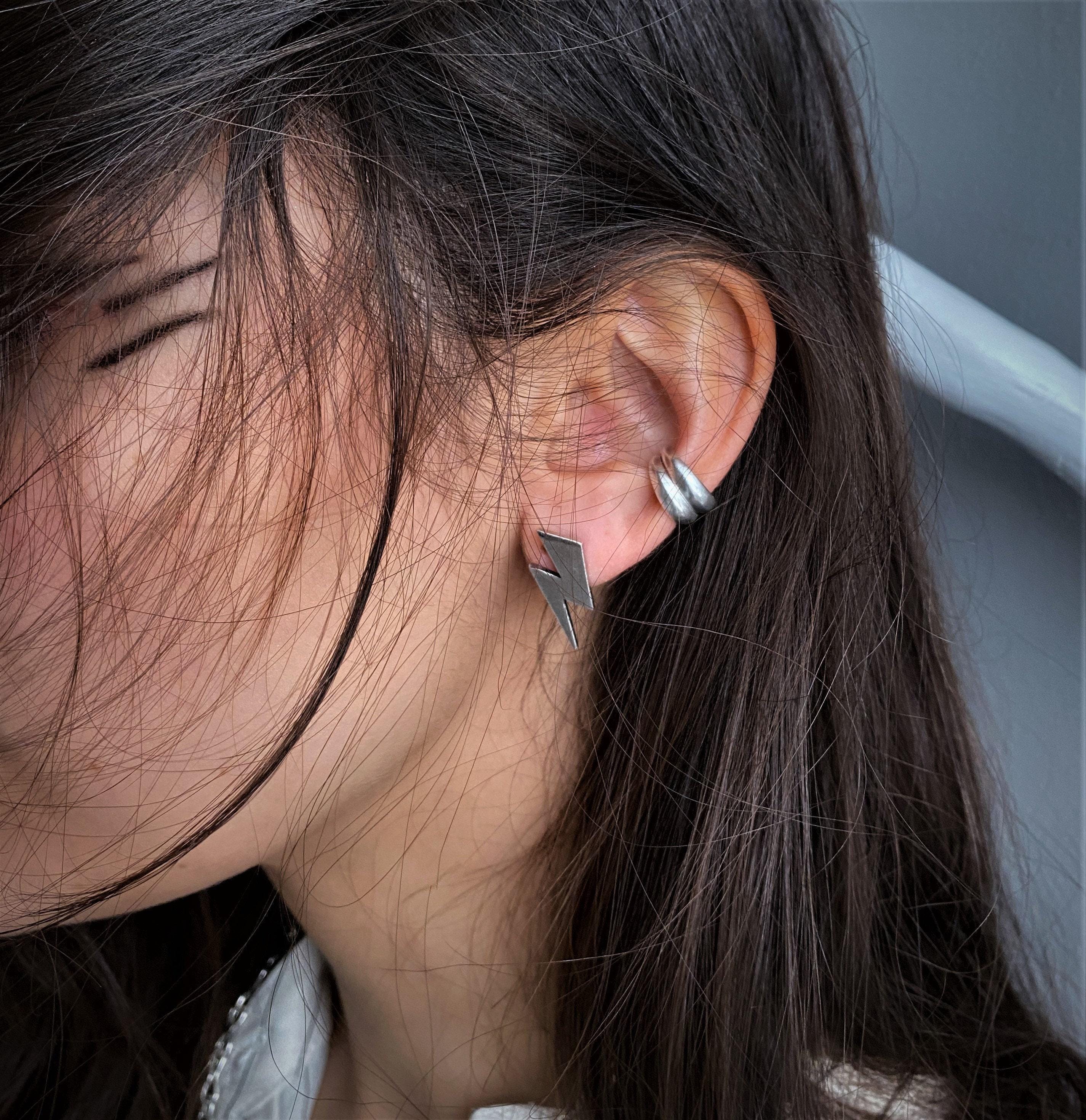 Orecchini a perno a forma di fulmine in argento sterling – The Korean Fashion