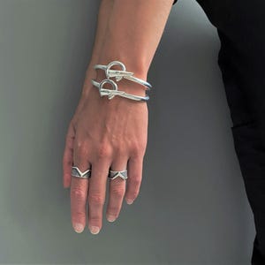 Womens Silver Pickaxe Cuff Bracelet: Unisex Urban Nail & Hammer Open Mattock Bangle image 10