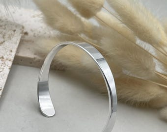 Wide Vintage Shiny Silver Open Cuff• Adjustable Wavy Thin Bracelet