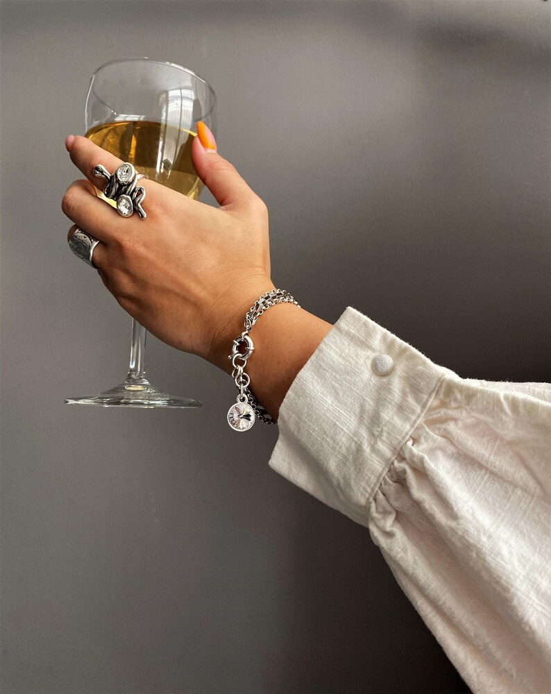 Bracciale multicatena in argento con cristalli Swarovski, bracciale a tre fili audace con cristalli, elegante bracciale a catena stile Uno de 50 da donna, regalo per la fidanzata immagine 8