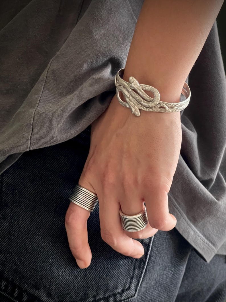 Bold Ethnic Style Silver Ring: Adjustable Twisted Rope Wide Band