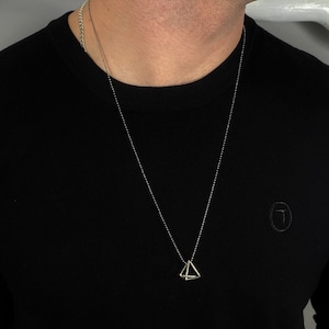 Mens necklace, 3d triangle necklace, silver unisex triangle necklace, 3d pyramid pendant, antique silver chain pendant, geometrical pendant