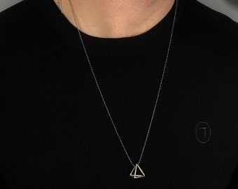 Mens necklace, 3d triangle necklace, silver unisex triangle necklace, 3d pyramid pendant, antique silver chain pendant, geometrical pendant