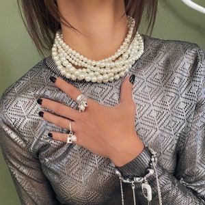 Exaggerated Floral Pearl Luxury Choker Necklace main image 1