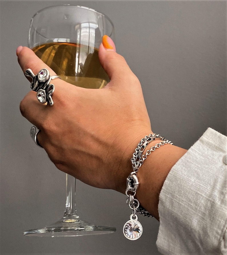 Bracciale multicatena in argento con cristalli Swarovski, bracciale a tre fili audace con cristalli, elegante bracciale a catena stile Uno de 50 da donna, regalo per la fidanzata immagine 3