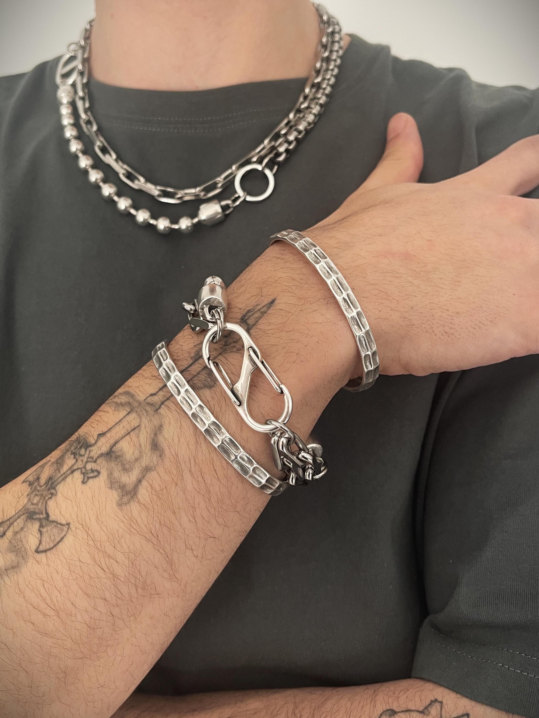 メンズアンティークシルバーカフブレスレット・オープンシルバーマルチ