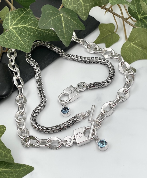 Collana Swarovski, collana con lucchetto a catena, girocollo con catena spessa e lucchetto in cristallo, collana con lucchetto Uno de 50, regalo da donna, regalo per la mamma - Italia