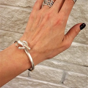 Womens Silver Pickaxe Cuff Bracelet: Unisex Urban Nail & Hammer Open Mattock Bangle image 7