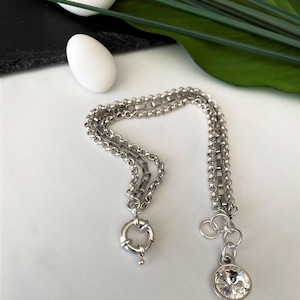 Bracciale multicatena in argento con cristalli Swarovski, bracciale a tre fili audace con cristalli, elegante bracciale a catena stile Uno de 50 da donna, regalo per la fidanzata immagine 6