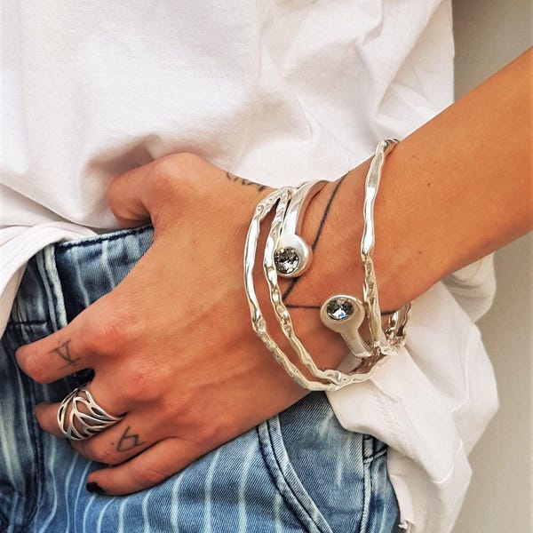 Set of three silver chunky bangles, branch bangles, silver damaged twisted bangles, stackable engraved armbands, bangle set, gift for her
