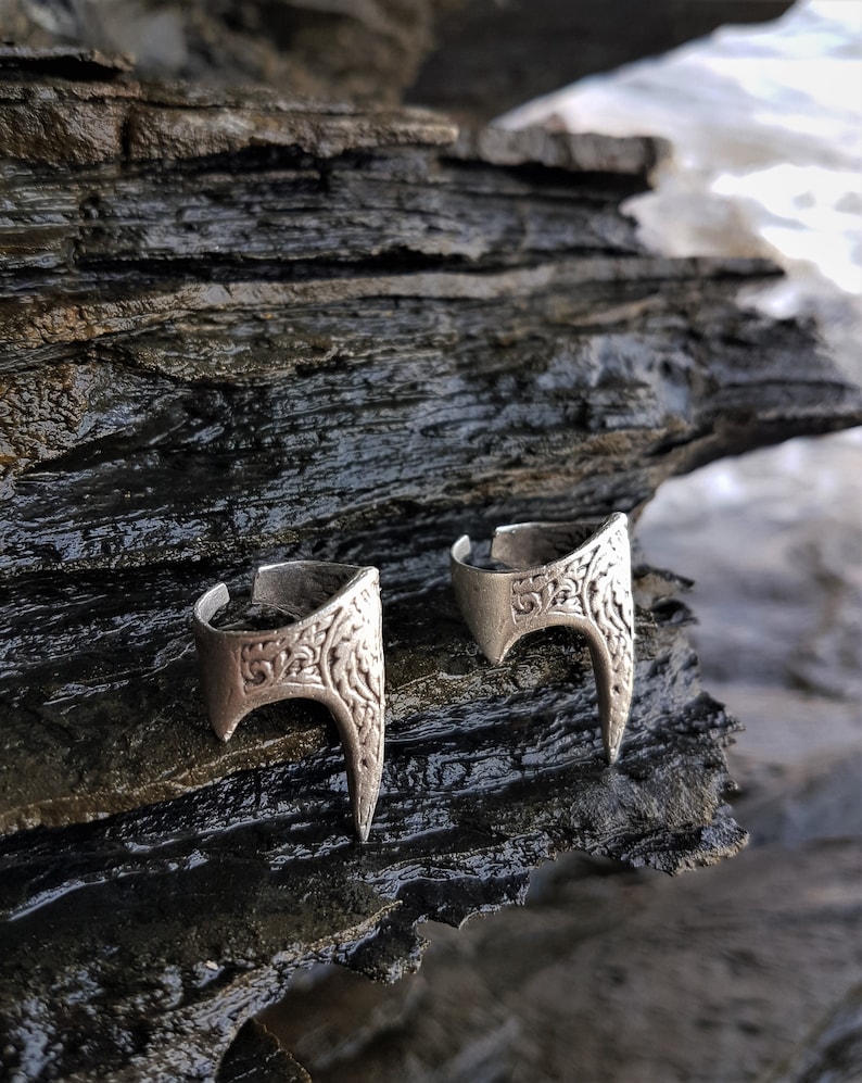 Silver Pointed Womens Ring Vikings Spiked Ring Engraved Etsy