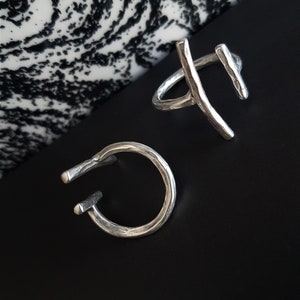 Zarter asymmetrischer Stabstab-Silberring, Damenring, Silberknöchel-Midi-Ring, stapelbarer verstellbarer Ring, Silberringe, Geschenk für Sie