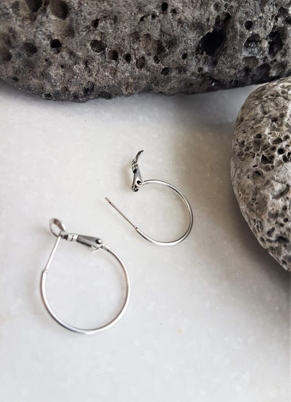 Tuscany Silver Orecchini A Cerchio In Argento Sterling 925 Con Cubica Zirconia - Placcati Rodio, Dettaglio Torcigliato, Ipoallergenici