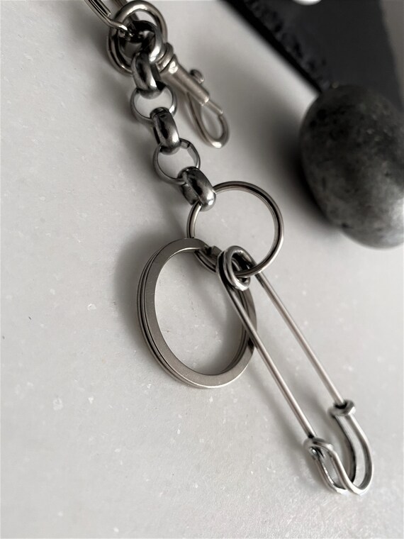 Men's Keychains & Lanyards - Luxury Designer Key Holders