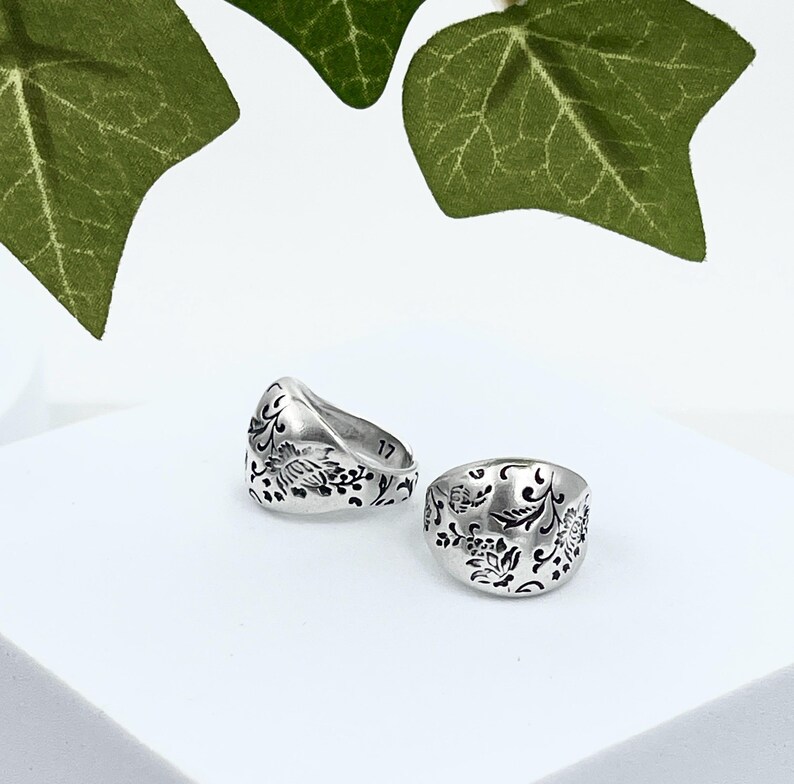 Antique silver engraved floral bold ring, adjustable flower patterns dome ring, open rustic silver vintage style ring, thick womens ring image 7