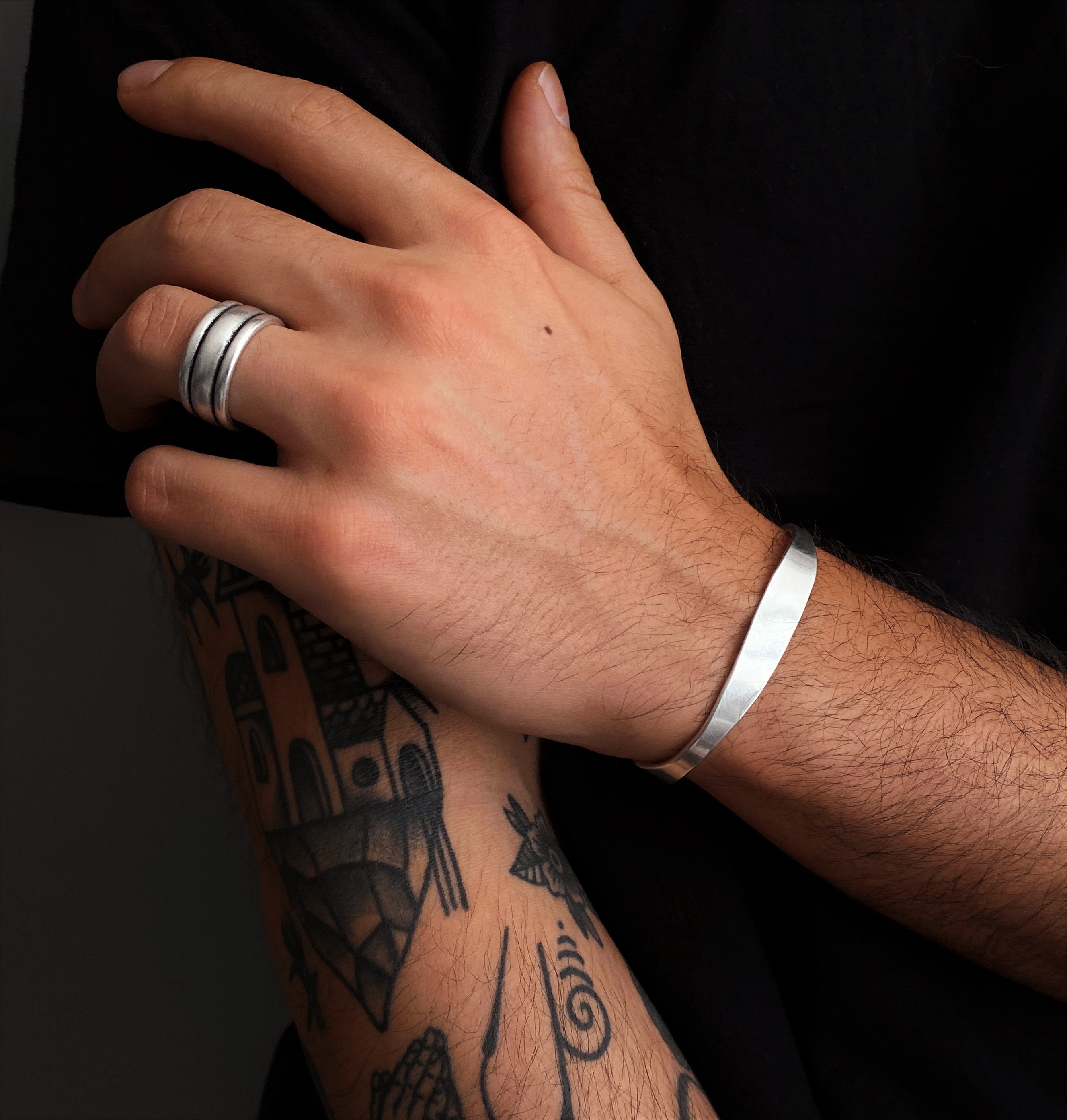 Mens Uno de 50 Style Cuff Simple Smooth Metal Cuff Bracelet unisex Modern Silver Metal Bracelet by AnAngelsHug Fathers Day Gift