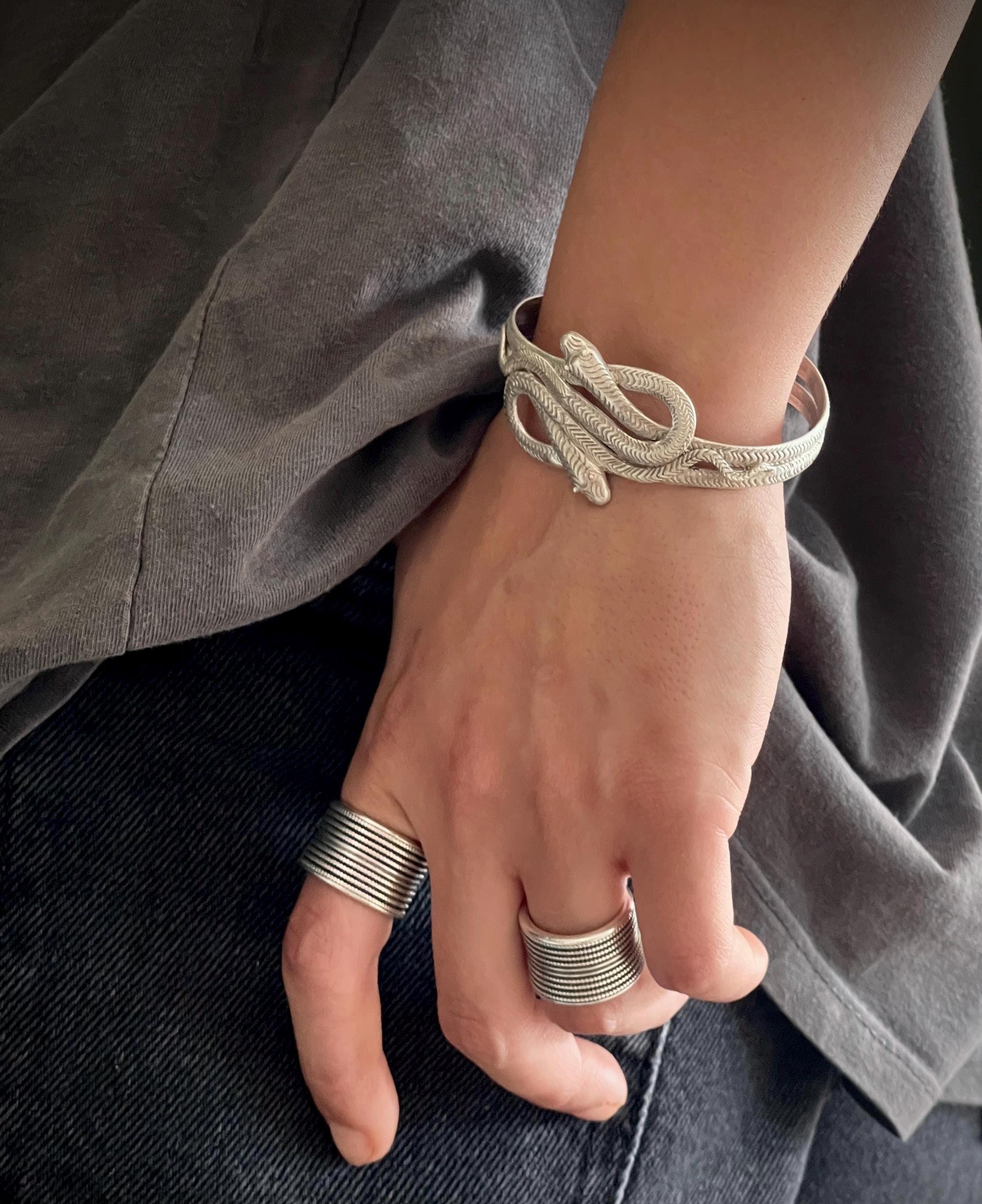 アクセサリー howAll Blues SNAKE BRACELET S Vintage Adjustable Snakes Bracelet• Oxidized Interlocking