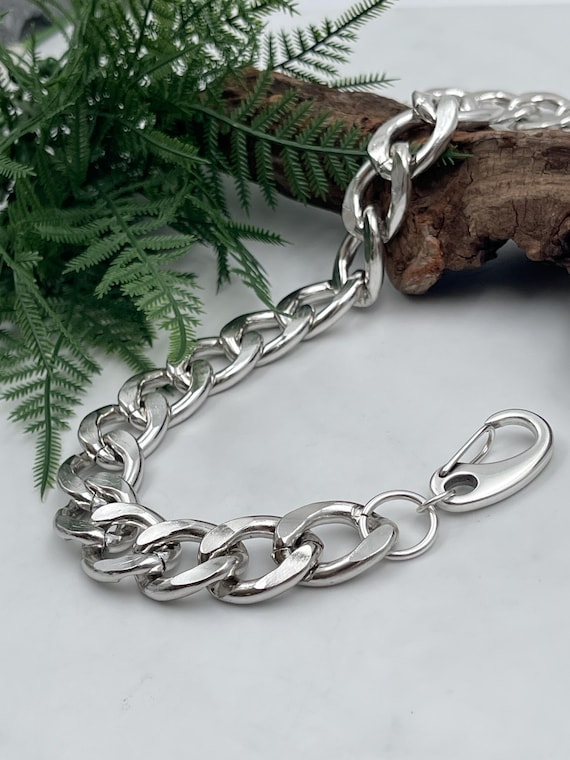 Silver Extra Lightweight Carabiner Choker Necklace, XL Aluminum