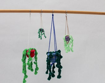 Mini Hanging Plant Crochet Pattern