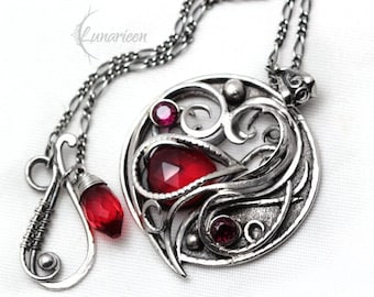 Wire wrapped pendant heart gift  for woman wire wrap pendant red heart silver pendant  gift gothic heart necklace quartz