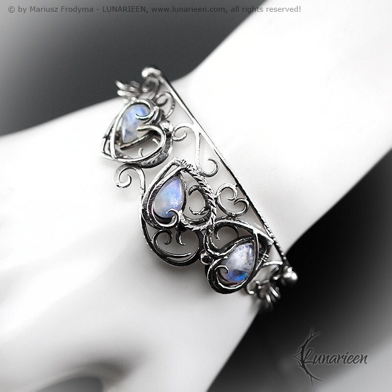Lunarieen etsy shop