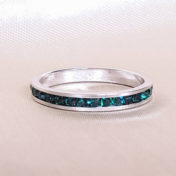 Emerald Eternity Band, Emerald Green Crystals Stackable Ring, 3mm Channel Set Round Cut Wedding Band, Emerald May Birthstone, Sizes 5-10