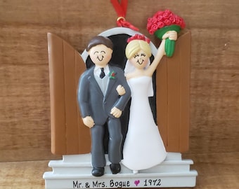 Personalized Newlyweds Gift, Just Married Christmas Ornament, Bride and Groom, Mr and Mrs