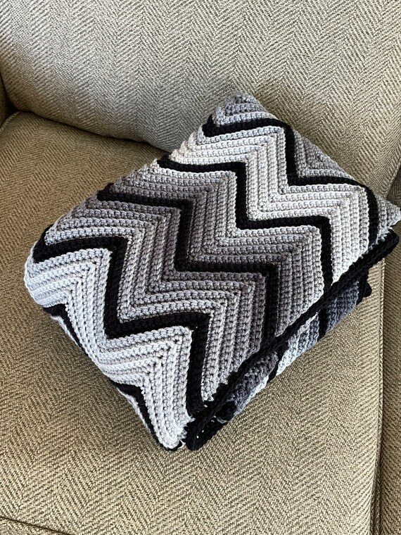 Black Gray White Chevron Stripe Crochet Afghan Ombre Striped Throw Crochet Blanket Ripple Design Afghan Etsy Canada