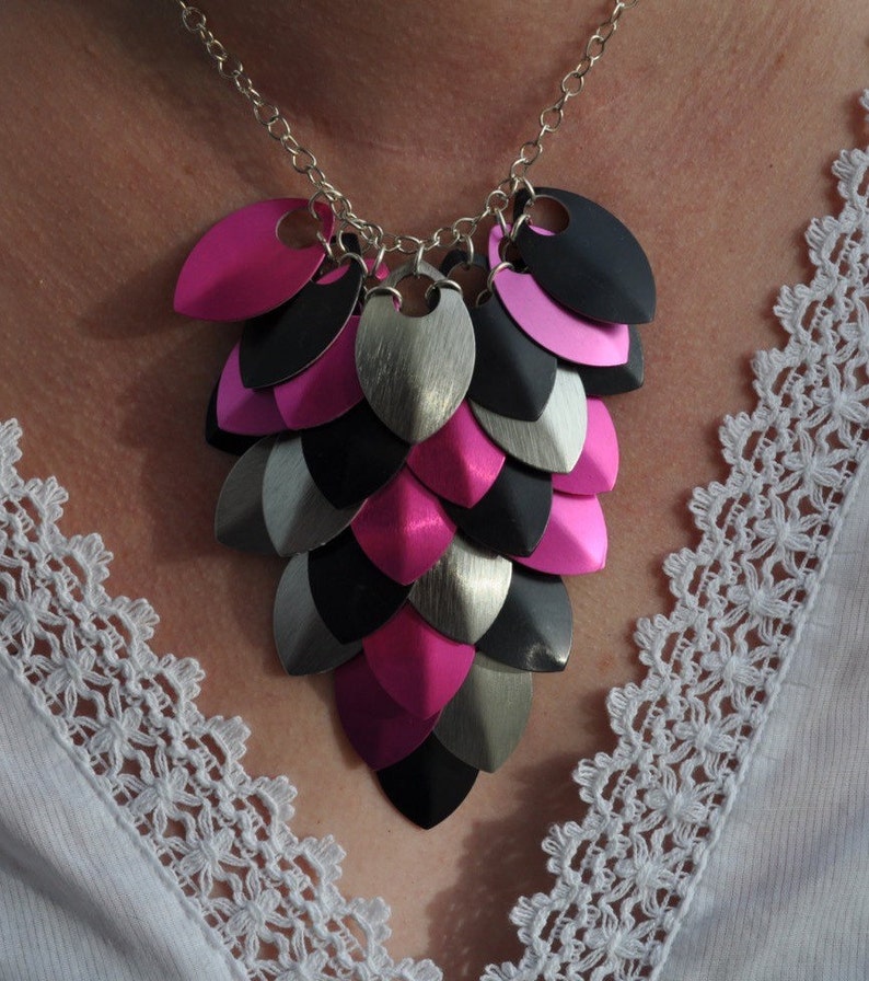 Hot Pink And Black Necklace, Dragon Scale Necklace, Chain Mail Necklace, Best Friend Birthday Gift For Her, Colorful Goth Jewelry For Women image 2