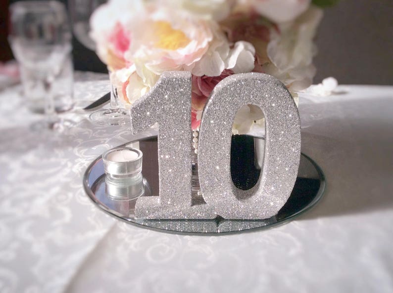 Birthday party decoration Birthday gift Luxury party Freestanding wooden number Birthday Party Anniversary Glitter table numbers
