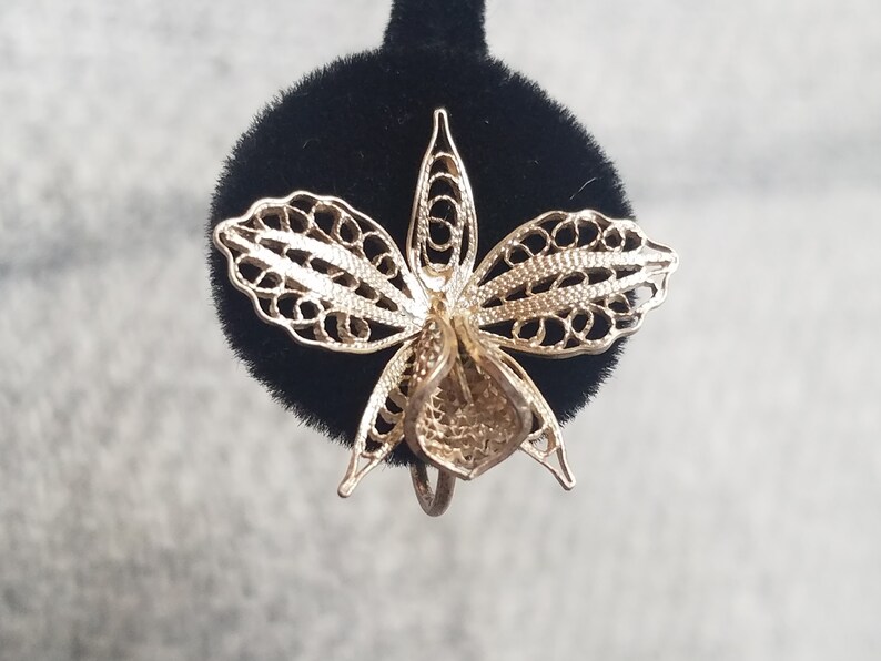 Delicate Vintage 800 Silver Filigree Orchid Screw Back Earrings