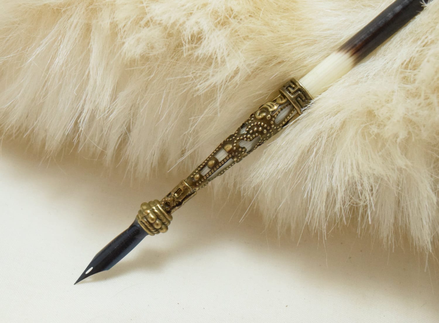 Hand-crafted STEAMPUNK Quill Pen BLACK Ink Dip Porcupine Quill