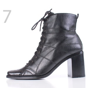 Vtg 90s TRANSIT Black Vegan Faux Leather Lace up Block Heel Ankle