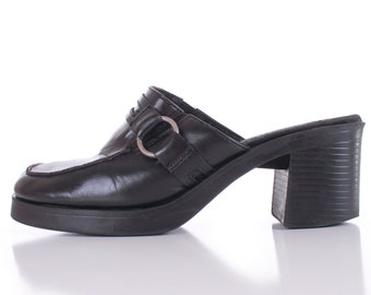 mudd canvas shoes
