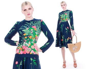 Vintage 1970s Botanical Floral Navy Double Knit 2pc Skirt and Top Set Size 6-8 / XS-Small
