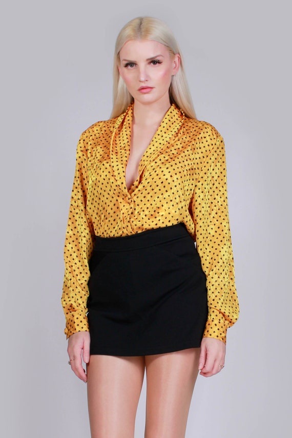 80s Silky Yellow and Black PLUNGE Shawl Collar Bl… - image 1