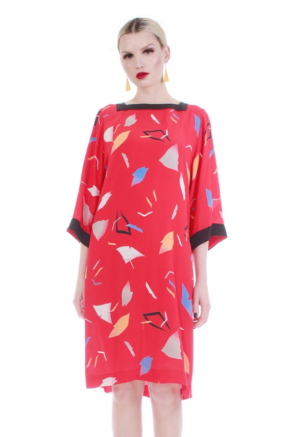 Vtg Silky Kimono Sleeve Tunic Dress Red Abstract … - image 2