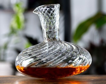 MOVE Decanter, Wine or Whiskey Decanter, Glass Decanter