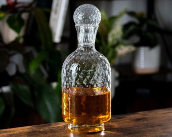 FACET Decanter, Bourbon/Whiskey Carafe, Glass Decanter